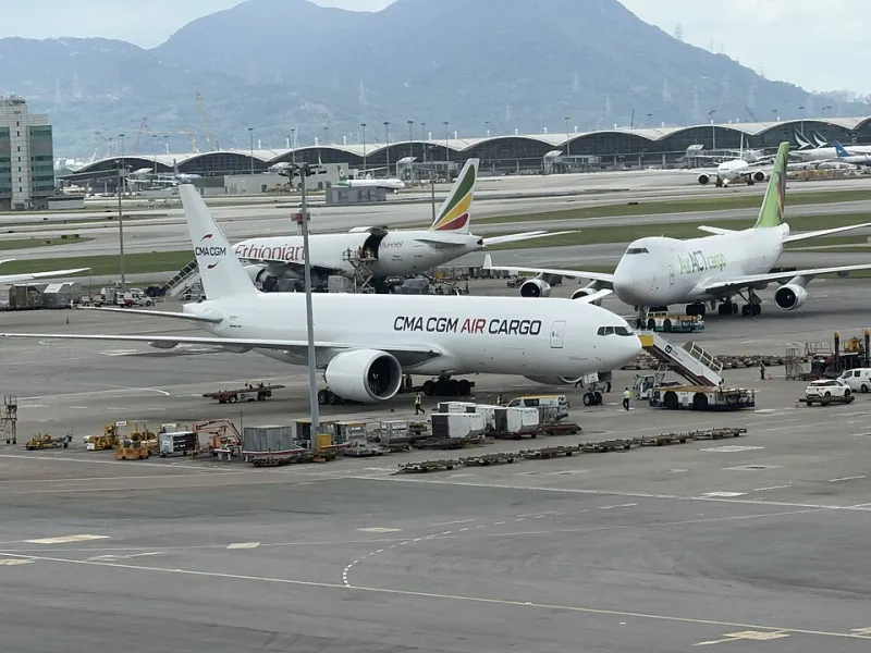 Fourteen Hours Over the Pacific: What Really Happens to Your Tadalafil Between Hong Kong and Your Doorstep